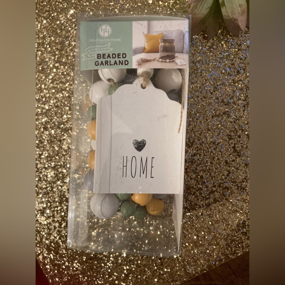 Huntington Home Garland